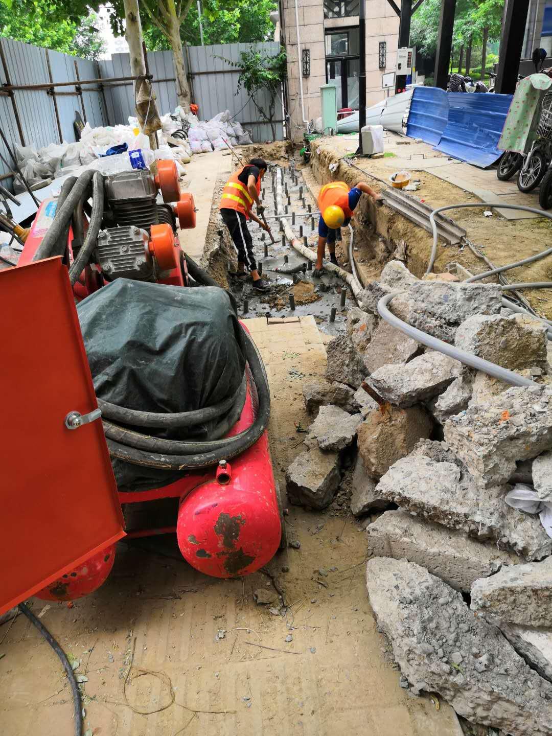 甘孜地基加固解决房子的地基下沉问题